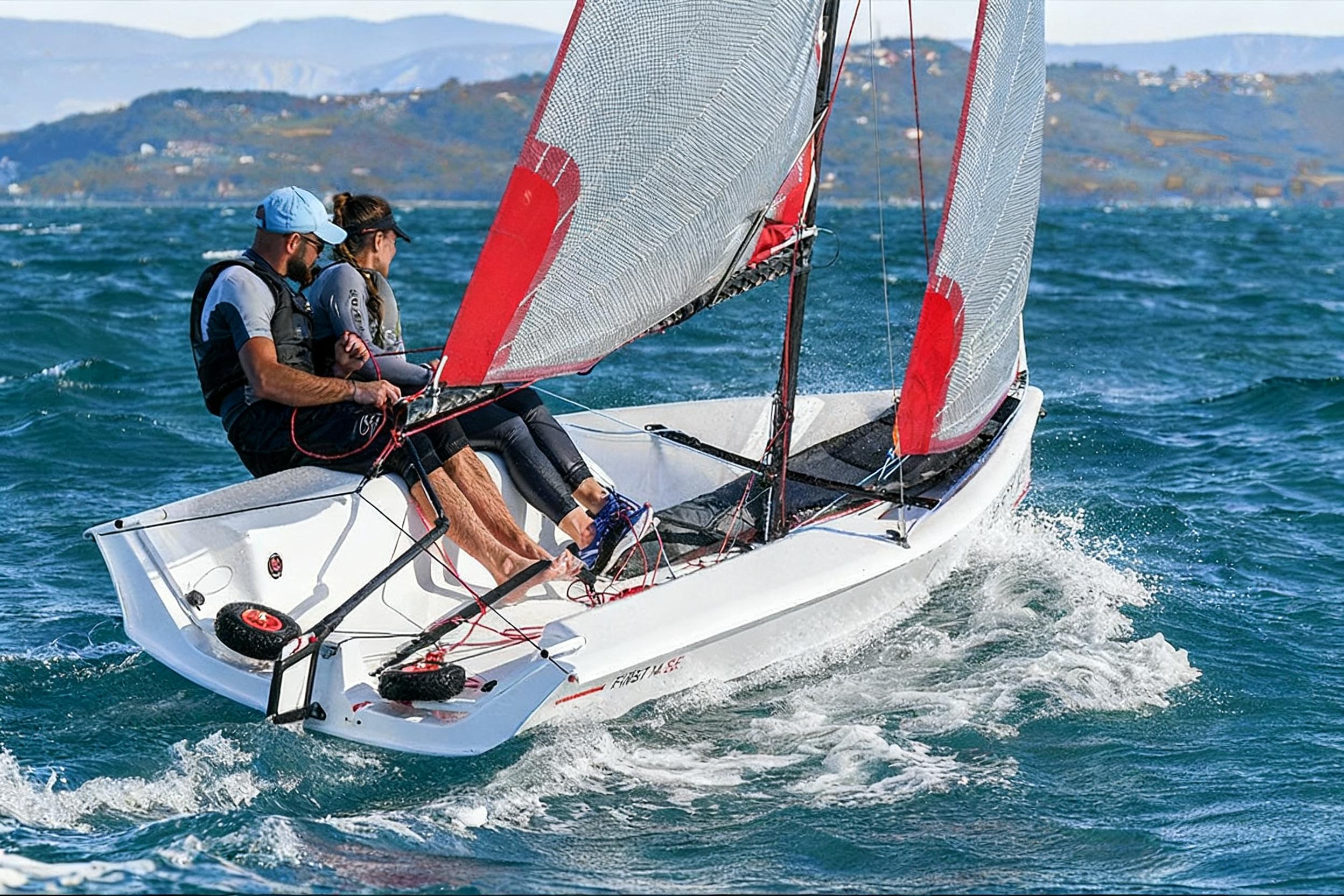 2026 Beneteau First 14 SE