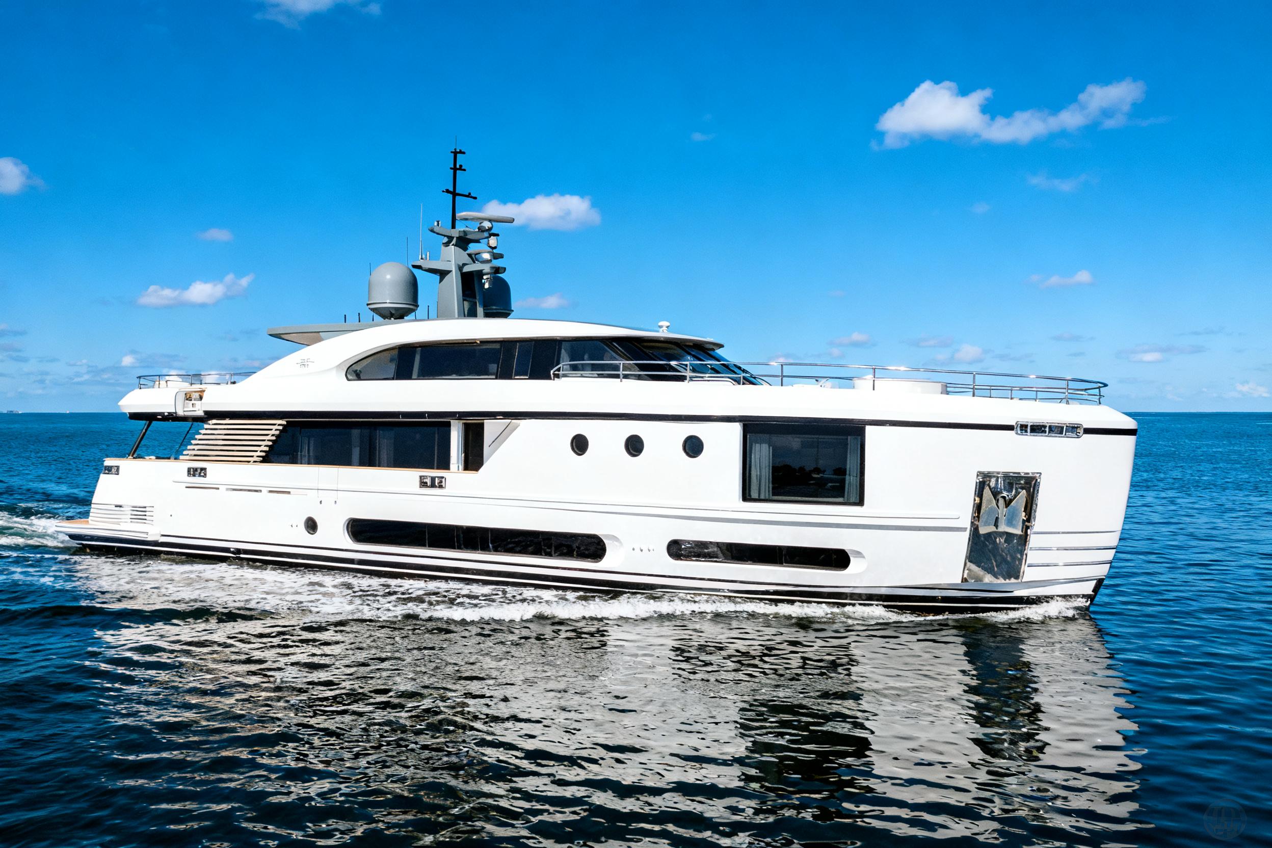 2026 Azimut Magellano 30M