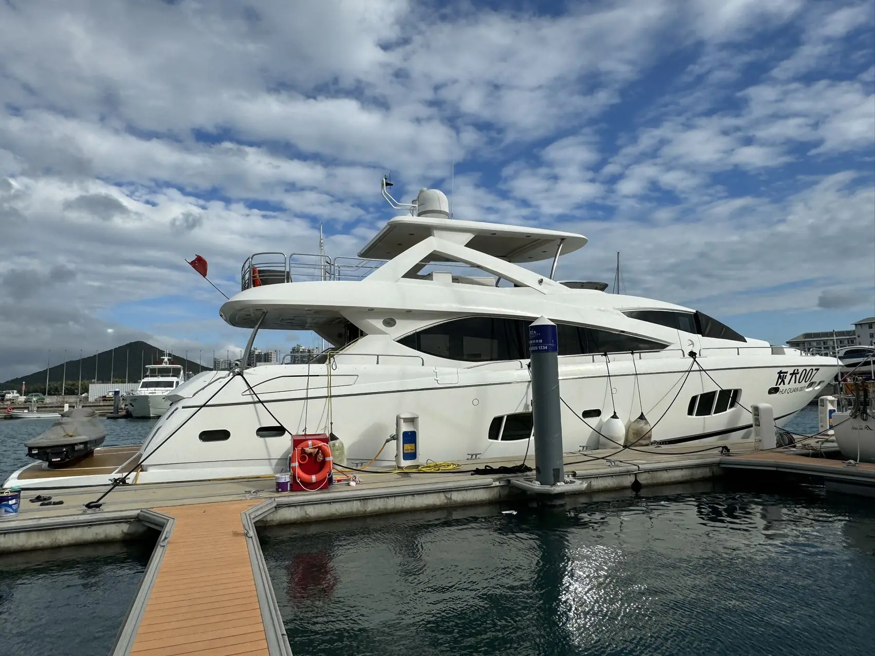 Sunseeker 88