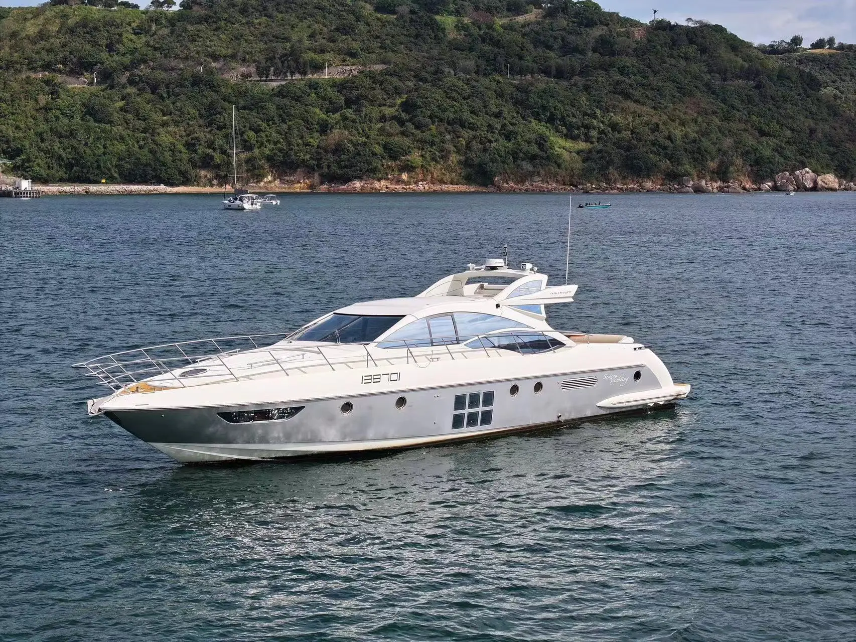 Azimut 62S