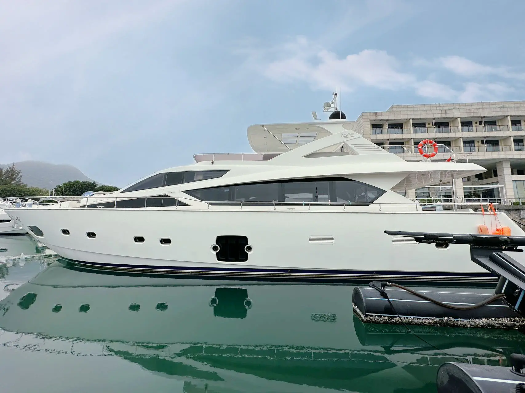 Heysea 82 Flybridge