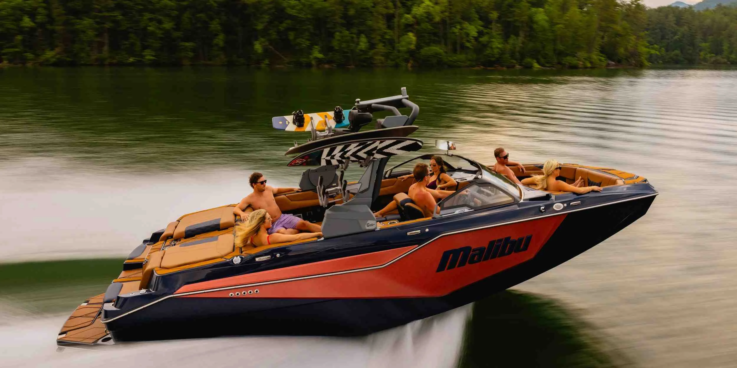 Malibu M242