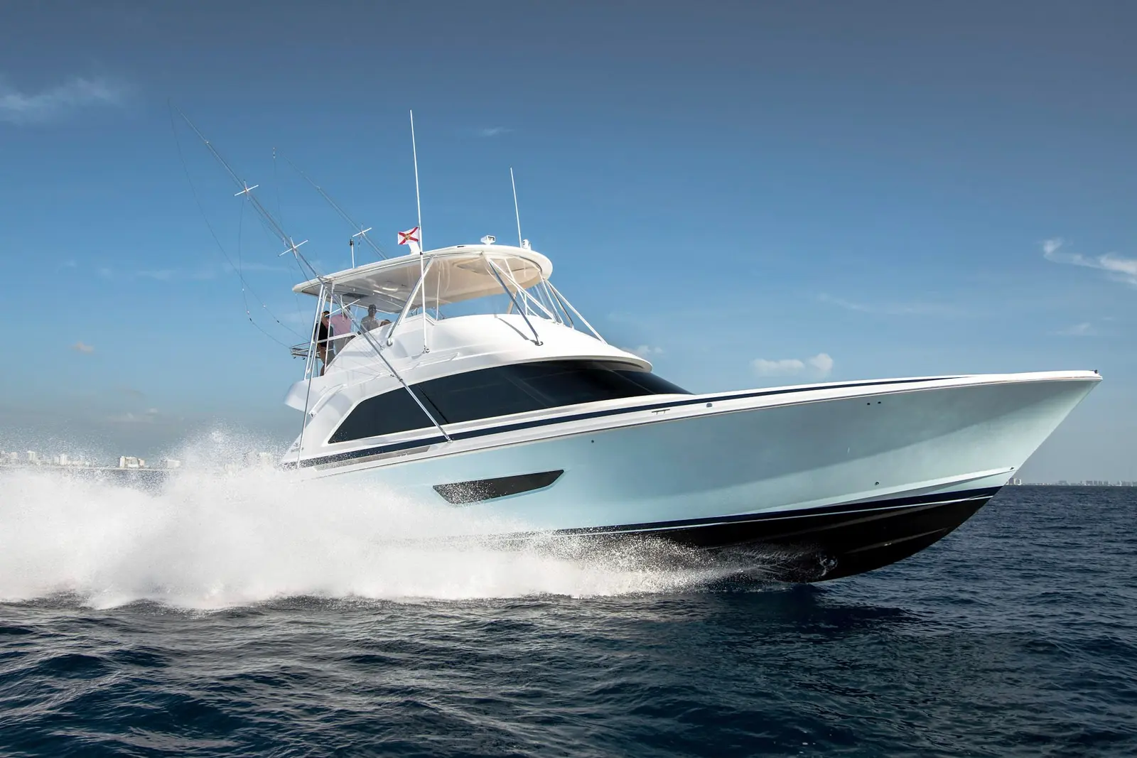 BERTRAM 61 CONVERTIB