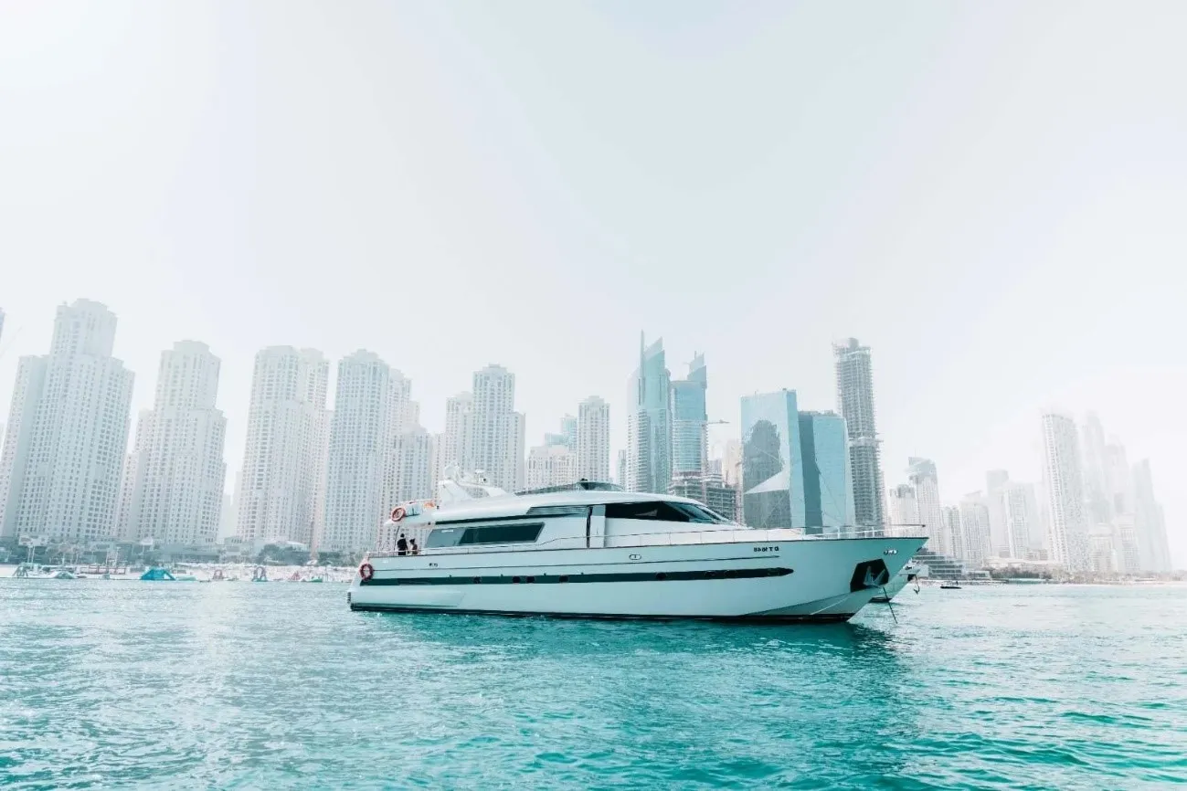 Used flybridge yacht Sanlorenzo SL 82