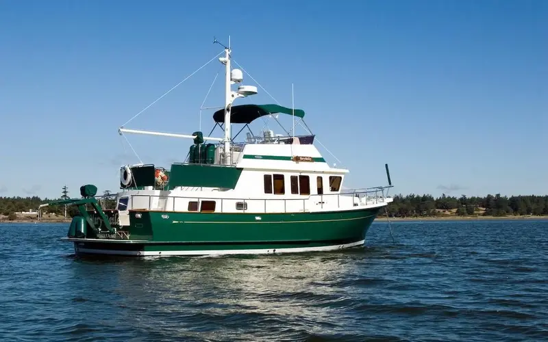 how to budget for yacht maintenance