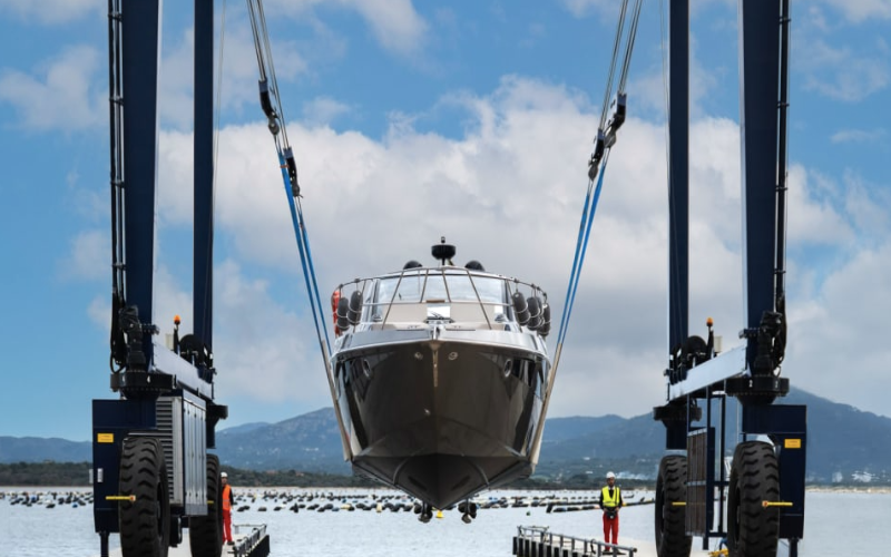 Cranchi Yacht