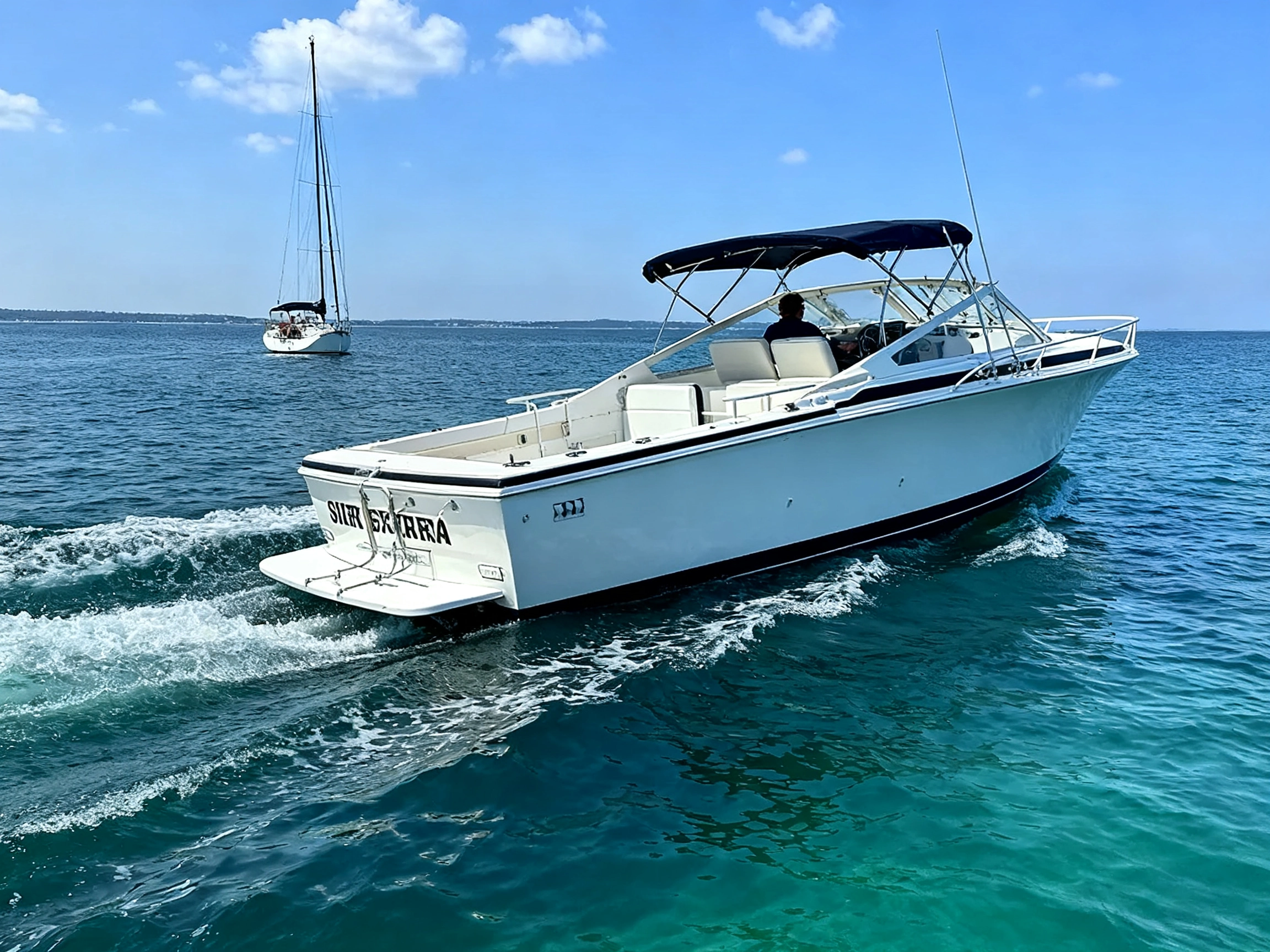 Bertram 28 Moppie