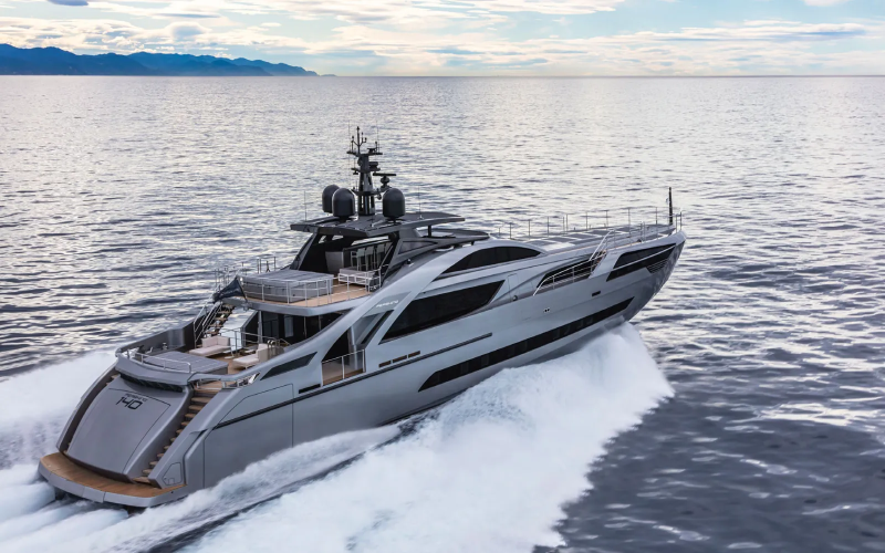  Pershing Yacht
