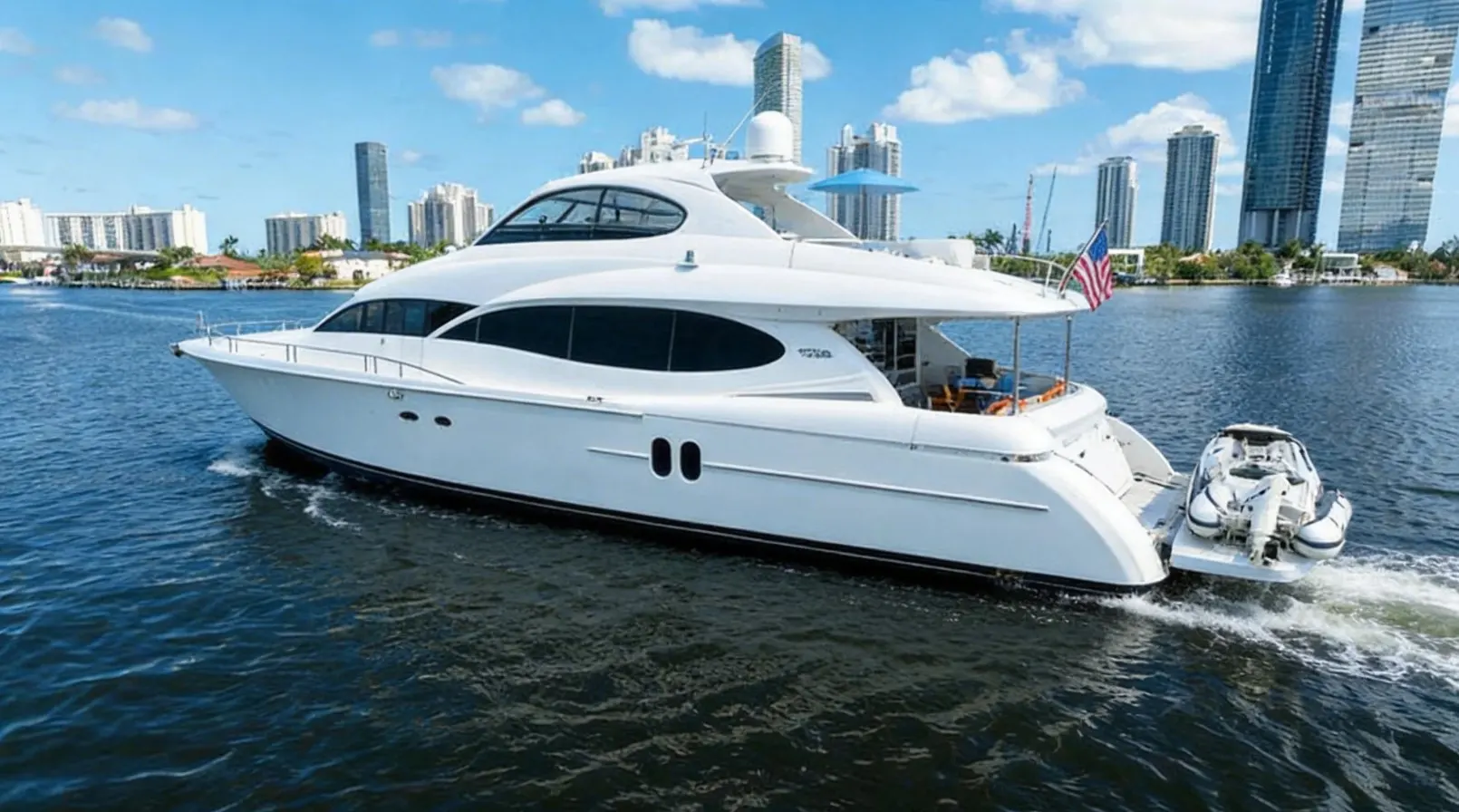 Lazzara 80 Open Fly