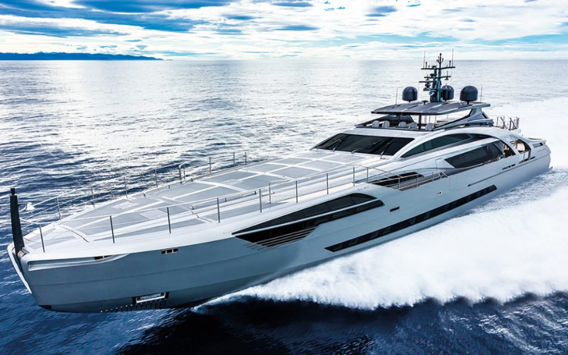 Pershing 140