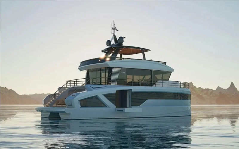 Lazzara 300PC Powercat