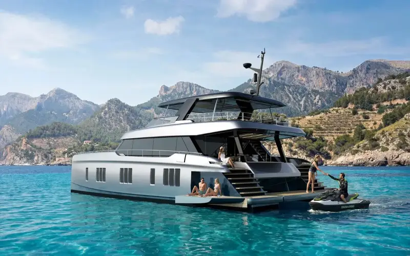 Sunreef Powercat