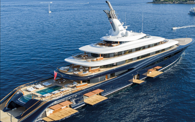Feadship Superyacht