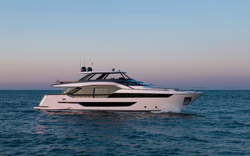 Ferretti Yacht