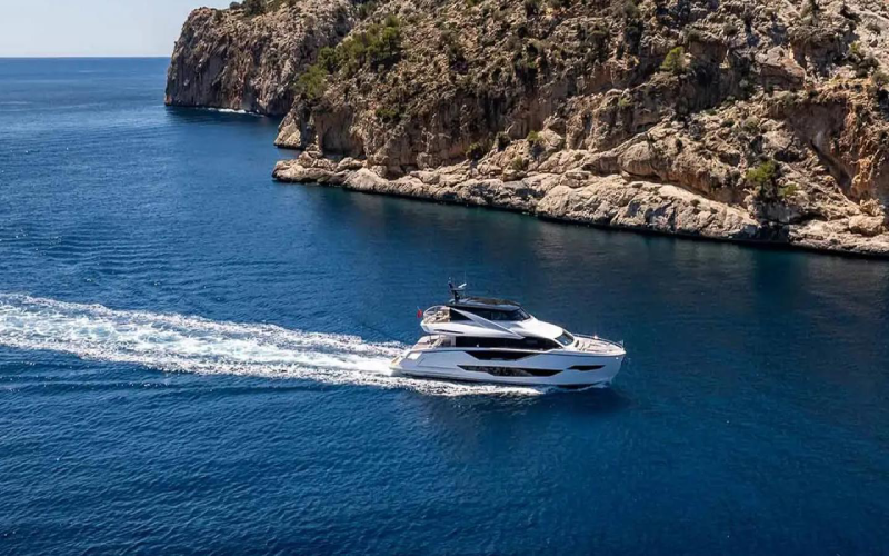 Sunseeker Yacht