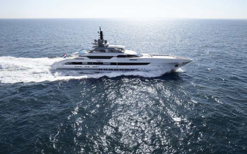 Heesen Yacht