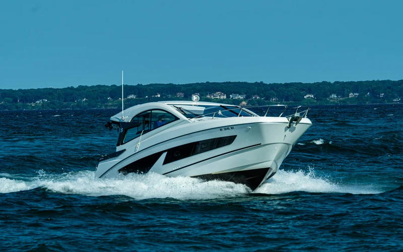Sport Yacht